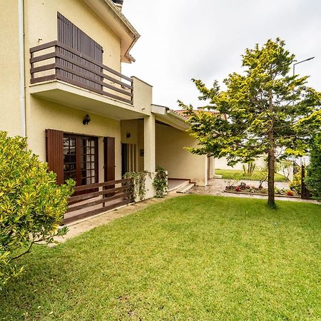 Amorosa Villa, 500M From The Beach By House And People Екстер'єр фото